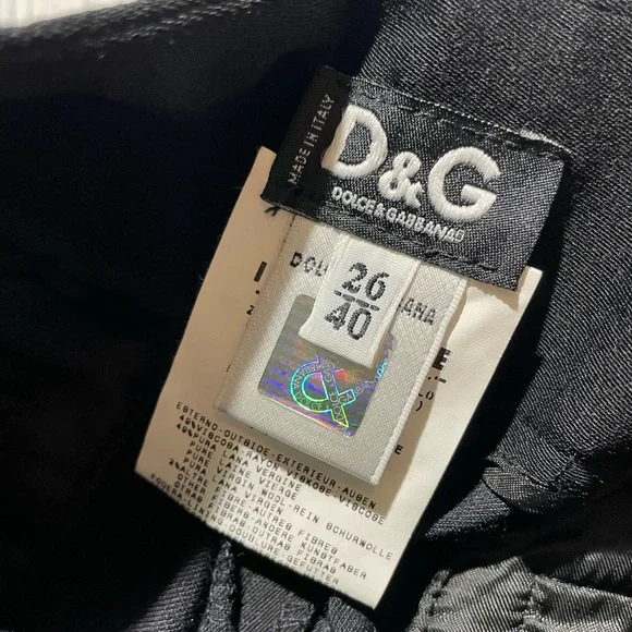 ❣️CLEAROUT❣️ Dolce & Gabbana Cuffed Paper Bag Pants - Picture 6 of 7